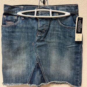 NWT, Women’s Polo by Ralph Lauren Blue Denim Mini Skirt